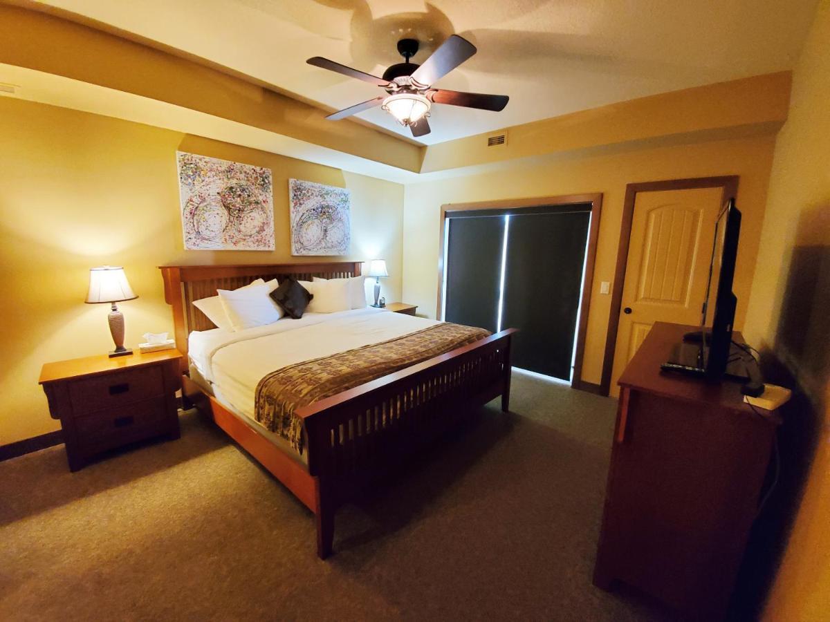Cozystay Signature Lake Okanagan Resort Kelowna Esterno foto