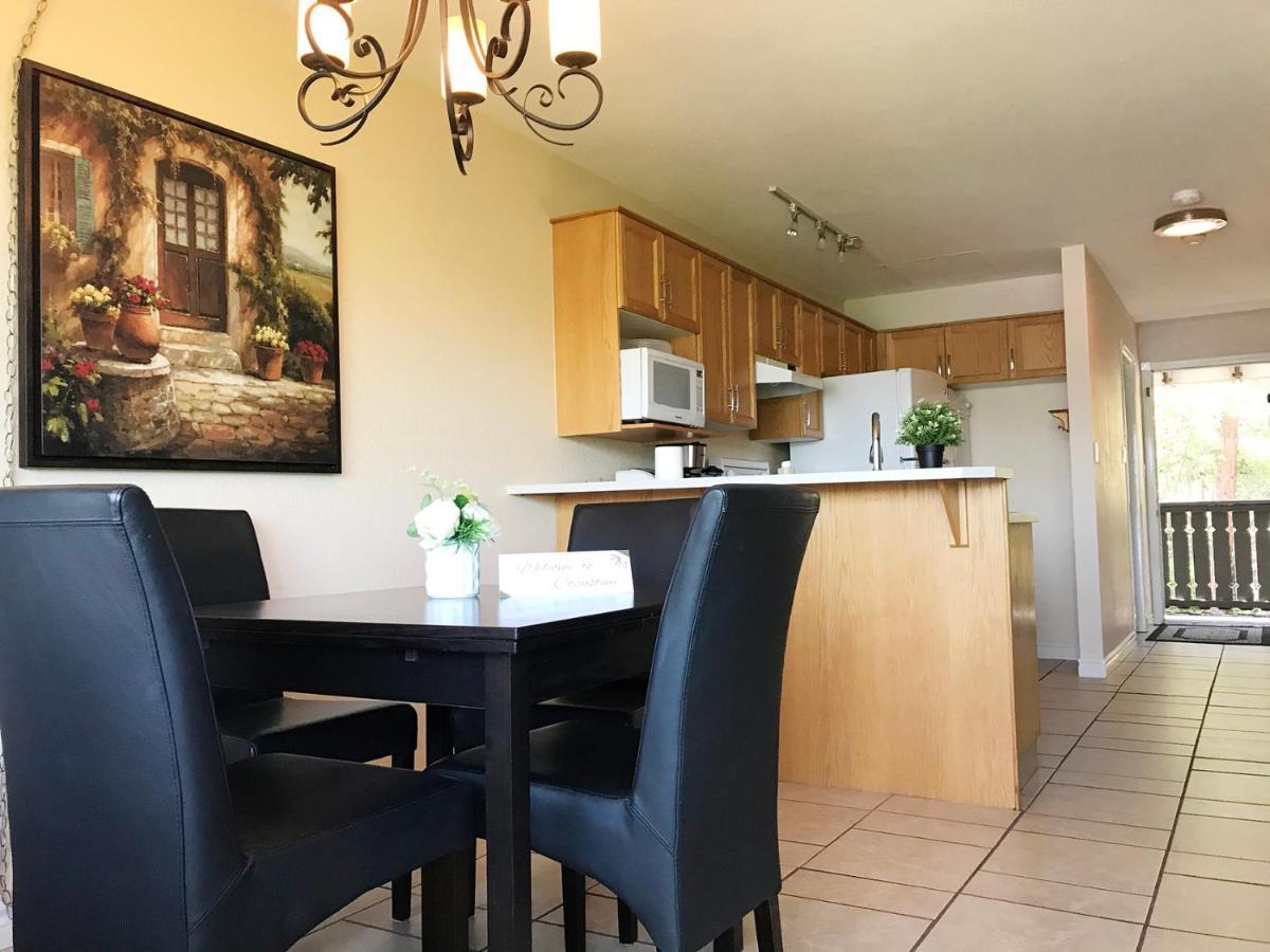 Cozystay Signature Lake Okanagan Resort Kelowna Esterno foto
