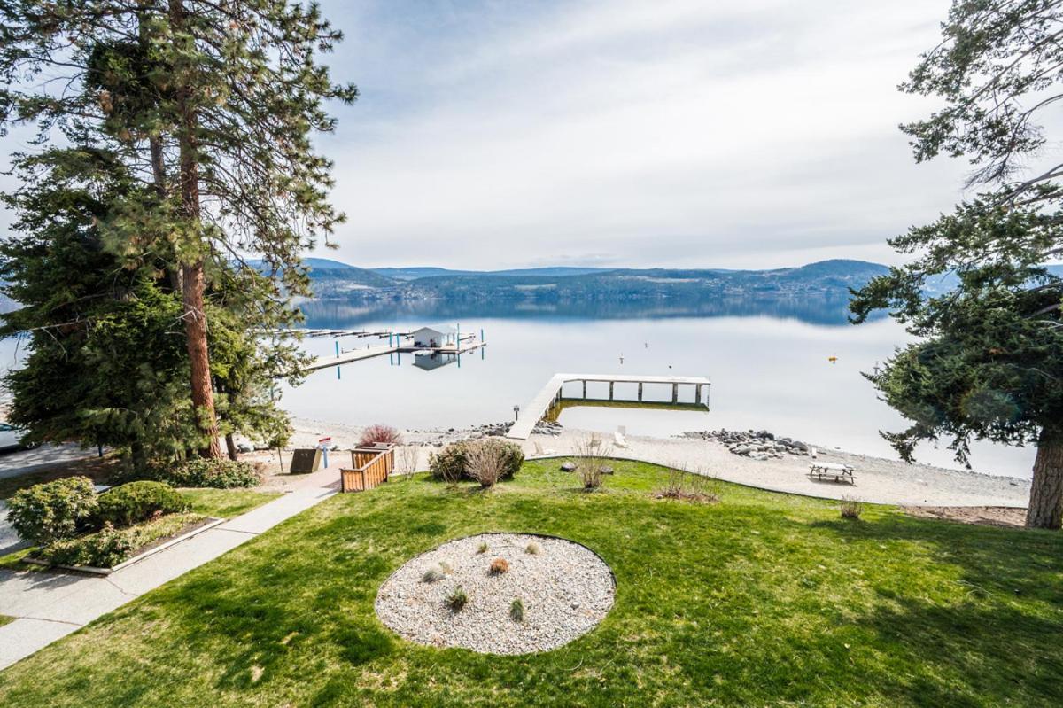 Cozystay Signature Lake Okanagan Resort Kelowna Esterno foto