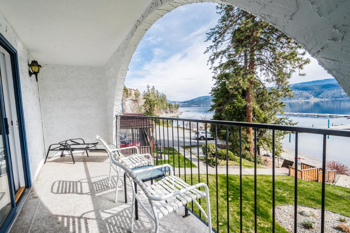 Cozystay Signature Lake Okanagan Resort Kelowna Esterno foto
