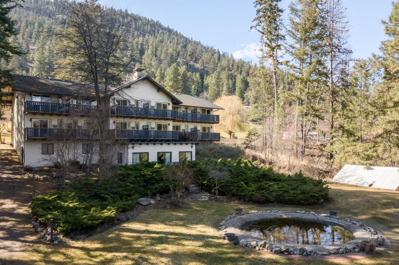 Cozystay Signature Lake Okanagan Resort Kelowna Esterno foto