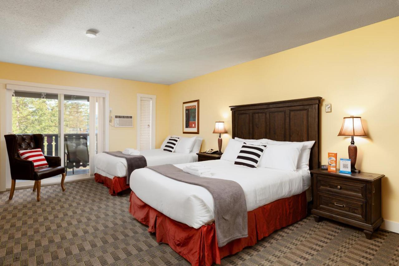 Cozystay Signature Lake Okanagan Resort Kelowna Esterno foto