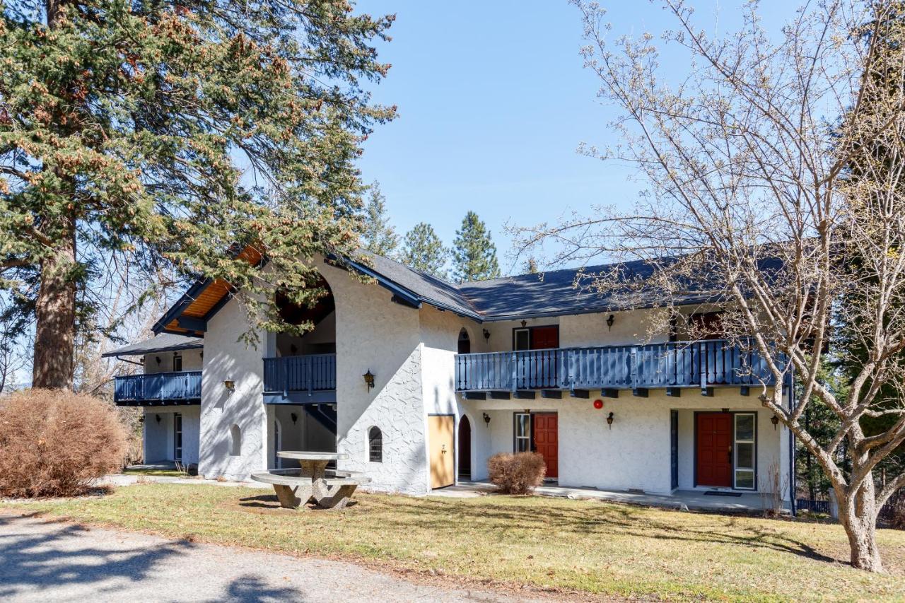 Cozystay Signature Lake Okanagan Resort Kelowna Esterno foto